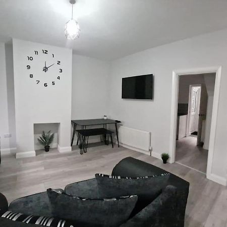 Modern Belfast City Home エクステリア 写真
