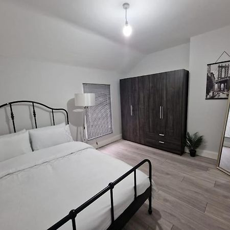 Modern Belfast City Home エクステリア 写真